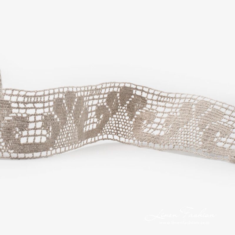 Natural linen lace no.68 in flower pattern