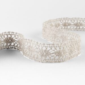 Leinenspitze Nr. 97, natur 4 Linen lace natural No. 97, 2cm width