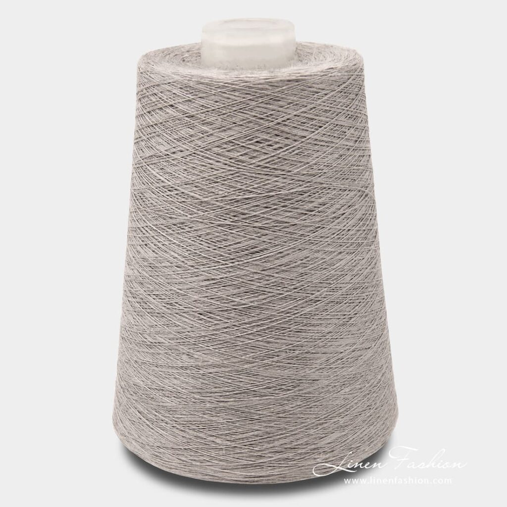 Linen yarns in close to natural color - 11(24)