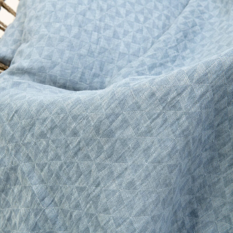 Blue-grey linen blanket, jacquard, triangle pattern