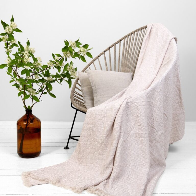 Heavy linen blanket light brown