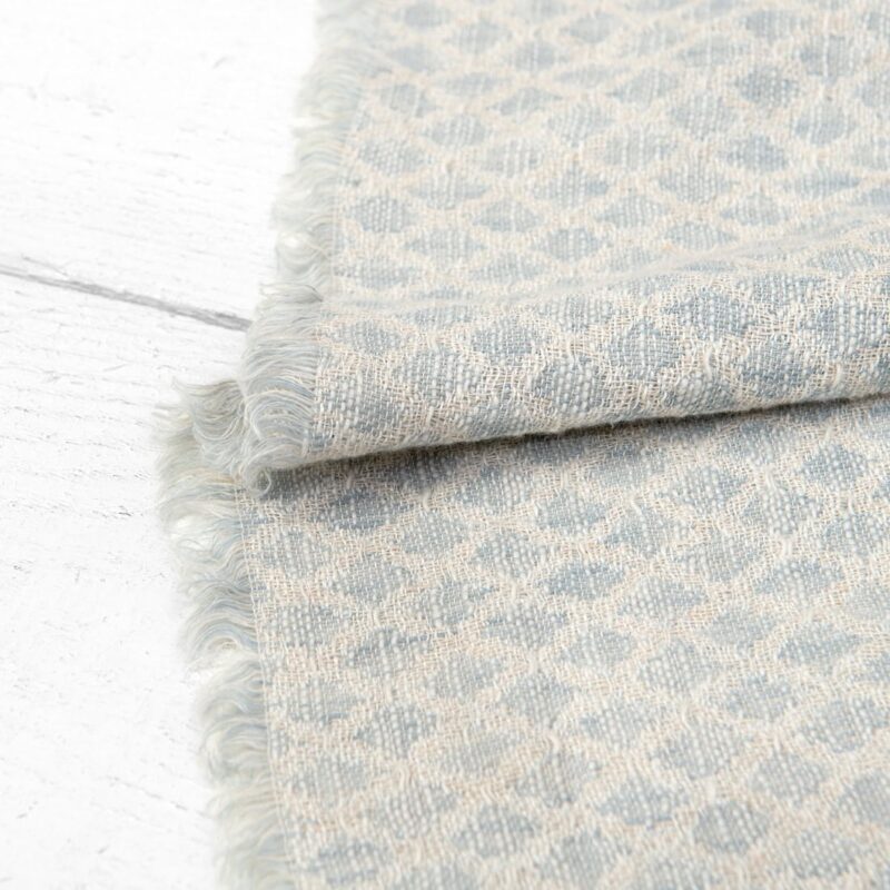 Beige-grey linen blanket, with fringe