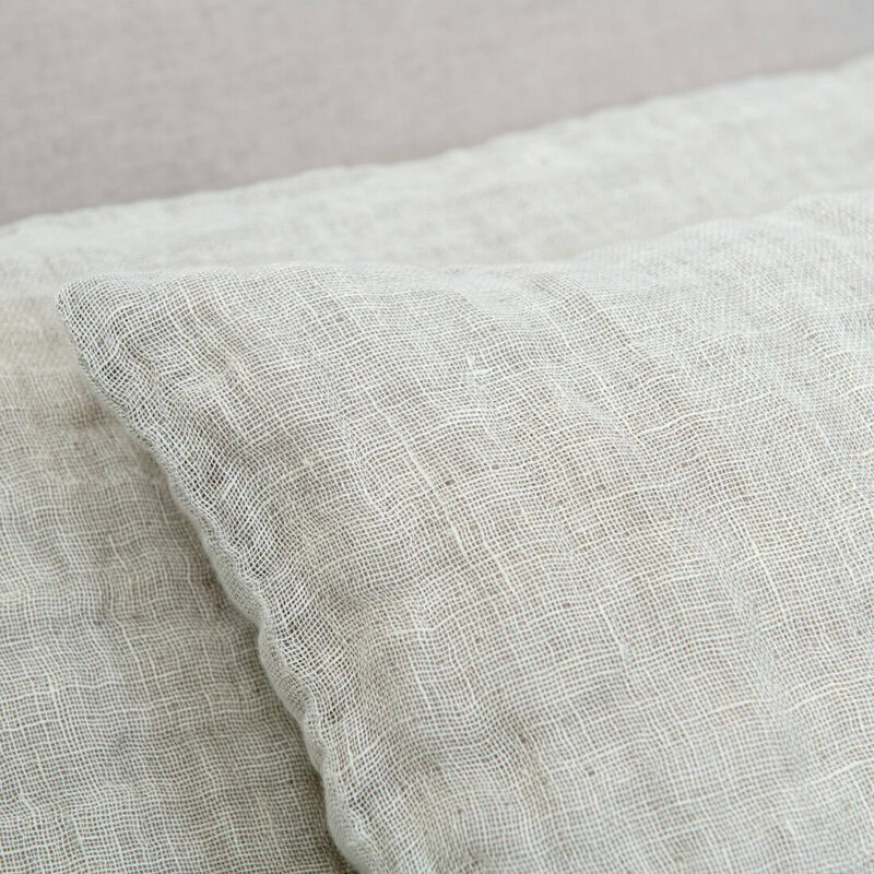 Linen cushion cover vanilla